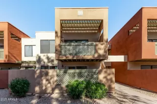 Photo #1: 6915412 Listing