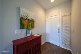 Photo #1: 6915664 Listing 