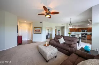 Photo #2: 6915664 Listing 