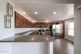 Photo #4: 6915664 Listing 