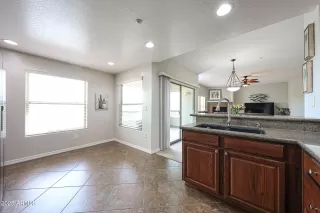 Photo #6: 6915664 Listing 