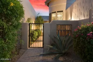 Photo #1: 6915696 Listing 