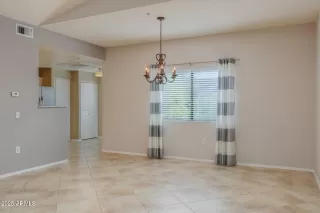 Photo #3: 6915702 Listing