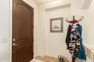 Photo #3: 6915745 Listing