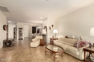 Photo #6: 6915745 Listing