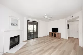 Photo #3: 6915850 Listing