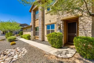 Photo #2: 6916222 Listing