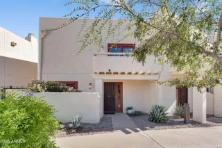 Photo #1: 6916232 Listing 