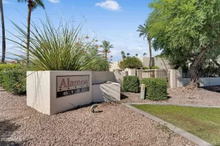 Photo #6: 6916232 Listing 