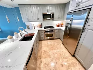 Photo #2: 6916298 Listing