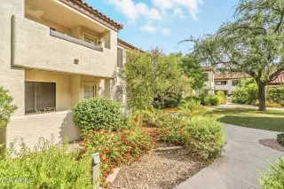 Photo #2: 6916739 Listing 