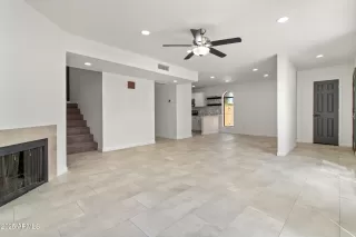 Photo #6: 6916806 Listing