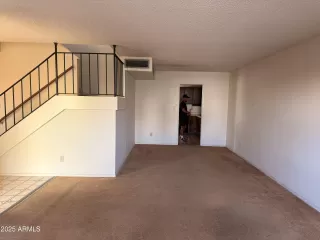 Photo #4: 6916901 Listing 