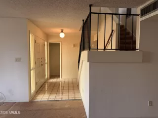 Photo #5: 6916901 Listing 