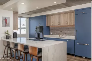 Photo #5: 6916921 Listing