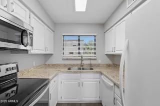 Photo #2: 6917022 Listing