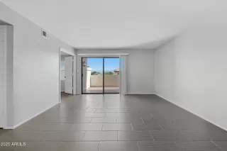 Photo #6: 6917022 Listing