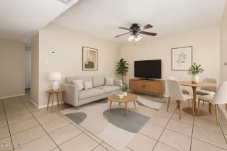 Photo #3: 6917025 Listing