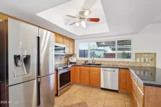 Photo #4: 6917164 Listing