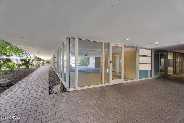 MLS: 6917246 Condo For Sale