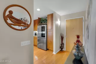 Photo #1: 6917246 Listing 