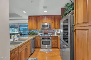 Photo #2: 6917246 Listing 