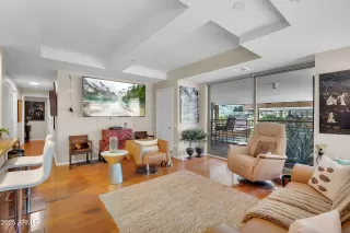 Photo #6: 6917246 Listing 