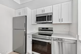 Photo #2: 6917395 Listing