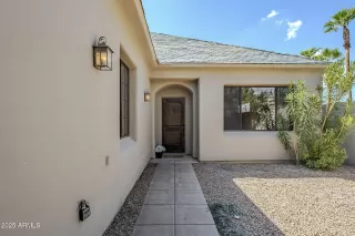 Photo #3: 6917412 Listing