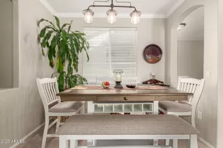 Photo #6: 6917601 Listing