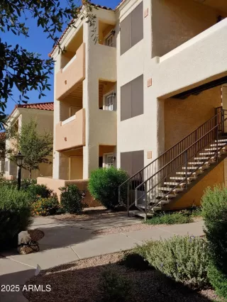 Photo #2: 6917713 Listing