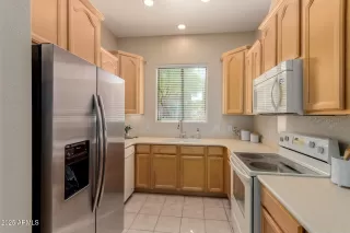 Photo #6: 6917845 Listing 