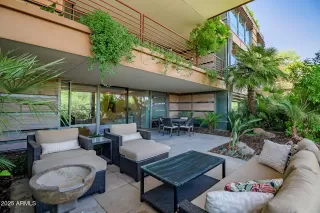 Photo #5: 6917999 Listing