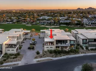 Photo #3: 6918111 Listing