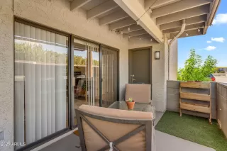 Photo #3: 6918252 Listing