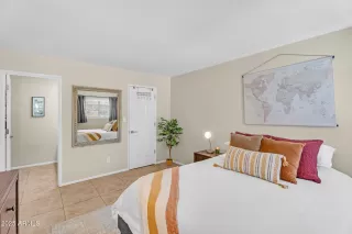 Photo #4: 6918252 Listing