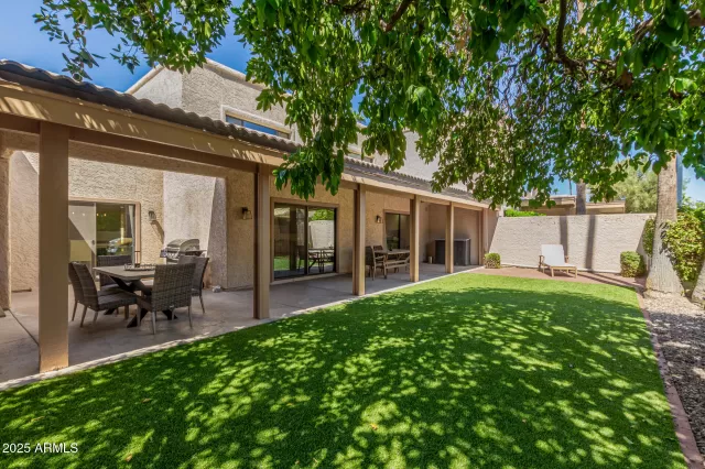 MLS: 6918648 Condo For Sale