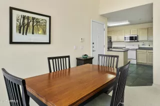 Photo #5: 6918940 Listing