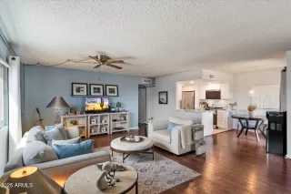 Photo #1: 6918989 Listing