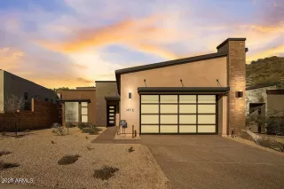 Photo #1: 6918995 Listing