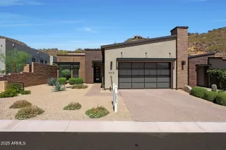 Photo #2: 6918995 Listing