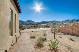 Photo #5: 6918995 Listing