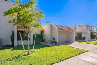 Photo #1: 6919037 Listing