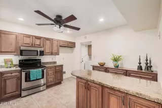 Photo #4: 6919042 Listing