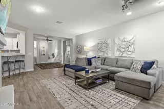 Photo #5: 6919141 Listing 