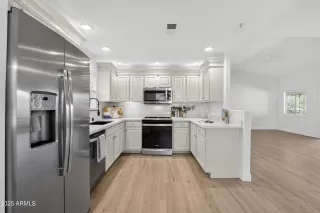 Photo #4: 6919169 Listing