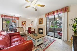 Photo #5: 6919265 Listing