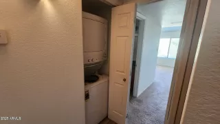 Photo #6: 6919305 Listing