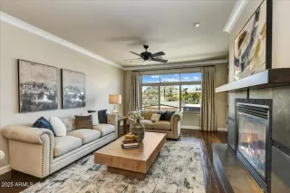 Photo #2: 6919338 Listing