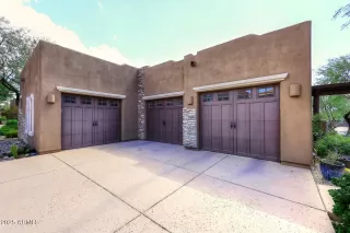 Photo #2: 6919589 Listing